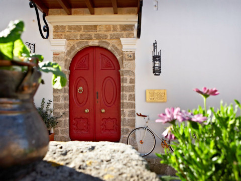 Kokkini Porta Rossa