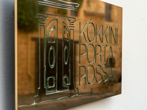 Kokkini Porta Rossa