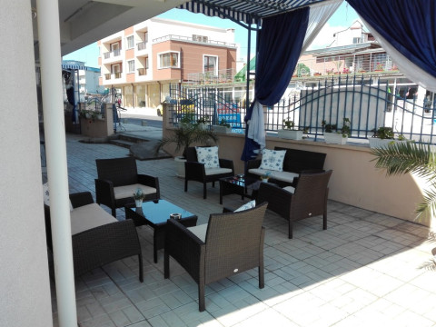 Korab Renesa Family hotel 