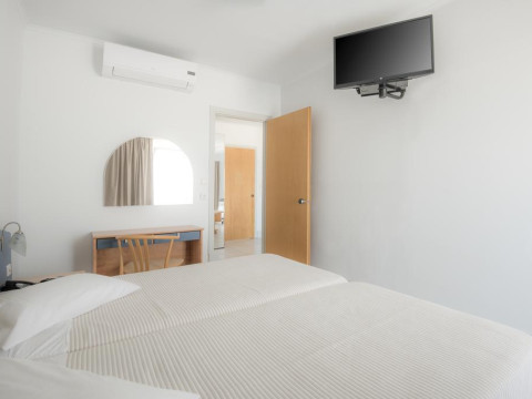 Kosta Palace City Hotel