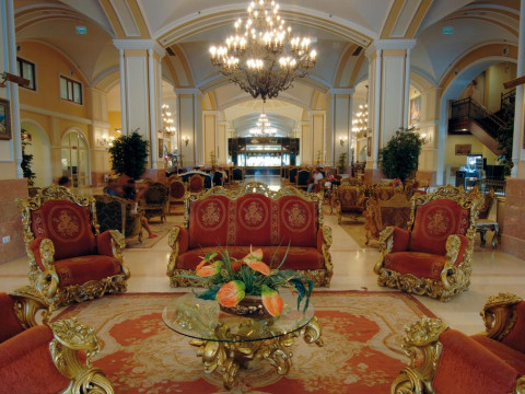 KREMLIN PALACE (EX ASTERIA KREMLIN PALACE)