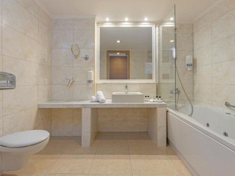 Kresten Royal Euphoria Resort