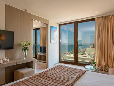 Kriti Beach Hotel
