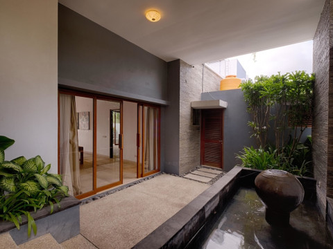 Kutus Kutus Keramas Villa