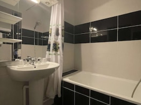 KYRIAD DIRECT DIJON NORD - ZENITH - TOISON D'OR