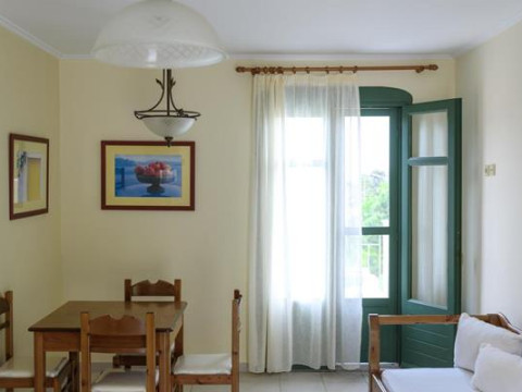 Kyveli Apartments