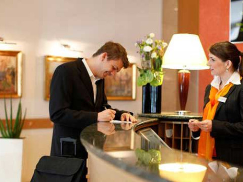 L HOTEL SARIGERME