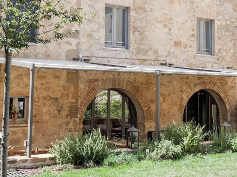 La Bandita Townhouse