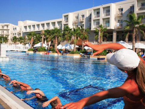 Roma Beach Resort & Spa