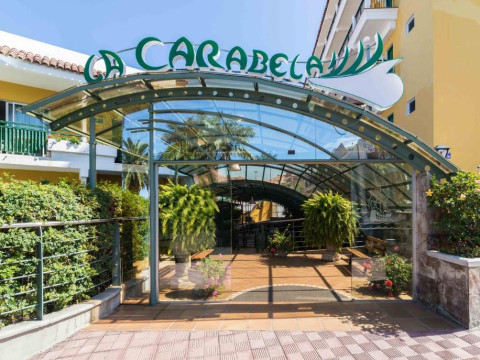 La Carabela Apartamentos