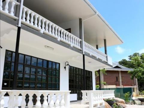 La Digue Self Catering