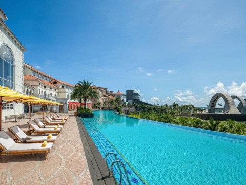 La Festa Phu Quoc, Curio Collection by Hilton