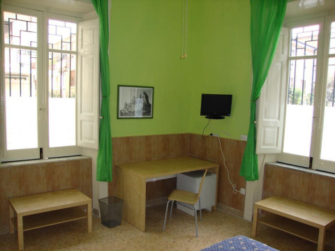 La Maison Des Livres