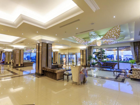 Complex La Marquise Luxury Resort
