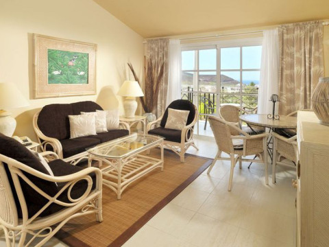 LA MER RESORT & SPA Adults only 17+