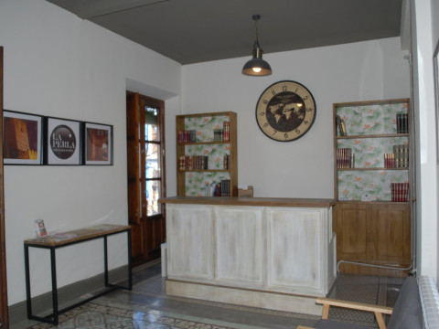 La Perla Granada Suites