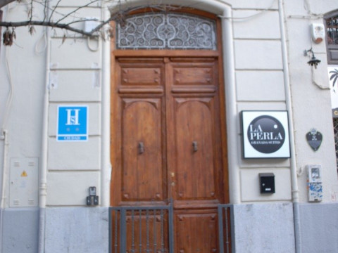 La Perla Granada Suites
