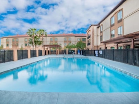LA QUINTA INN & SUITES BY WYNDHAM LAS VEGAS AIRPORT SOUTH