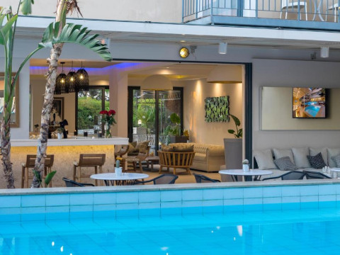 La Stella Apartments & Suites