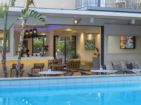 LA STELLA SUITES