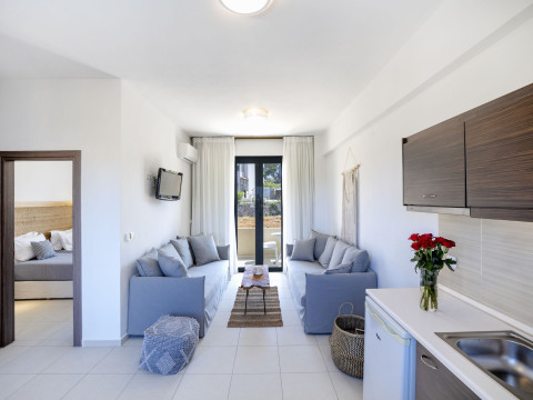 LA STELLA SUITES