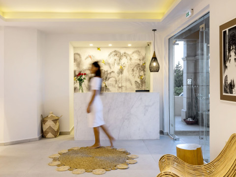 LA STELLA SUITES
