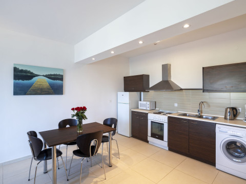 LA STELLA SUITES