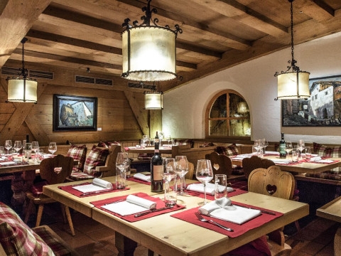 La Tambra B&B Residence - Central With Restaurant