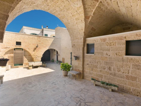 La Vecchia Corte