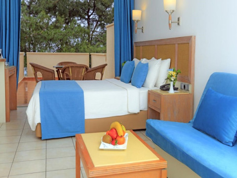 LABRANDA MARES HOTEL