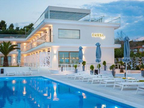 Laguna Resort