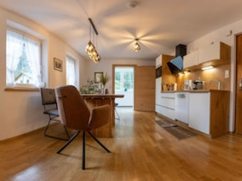 LANDHAUS MATTHIAS