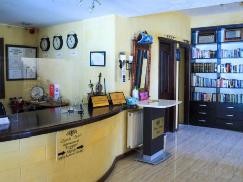 LAPIDA HOTEL