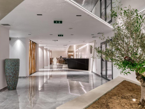 Las Hotel and Spa