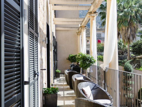 L'avenida Hotel