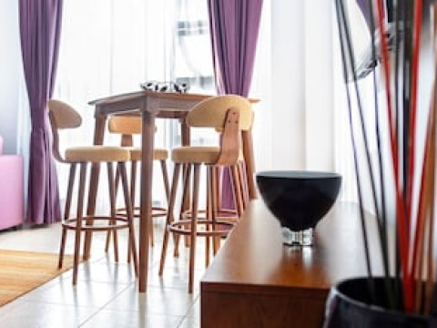 L'AZIZ SUITES