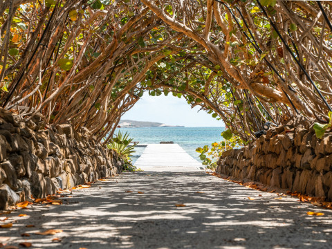 Le Cap Est Lagoon Resort & Spa