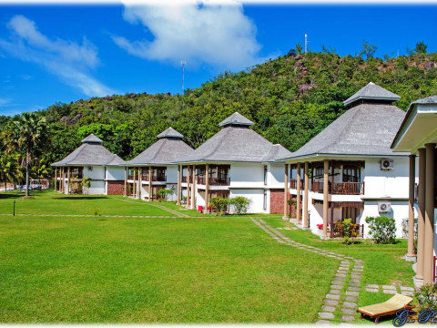 Le Domaine de La Reserve Resort