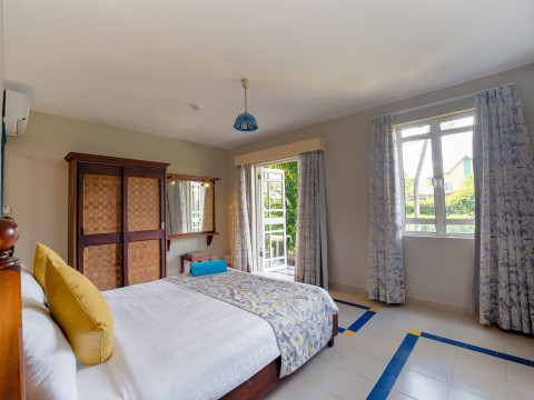 LE GRAND BLEU HOTEL