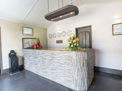 LE GRAND BLEU HOTEL