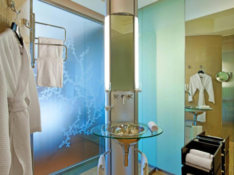 Le Meridien Beach Plaza