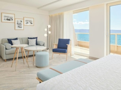 LE MERIDIEN LAV SPLIT