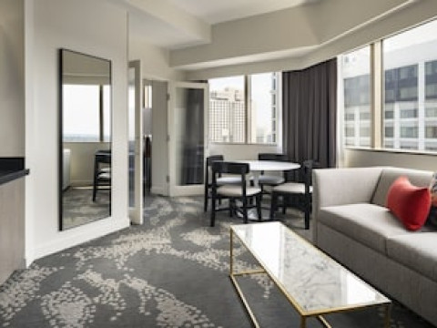 LE MERIDIEN NEW ORLEANS