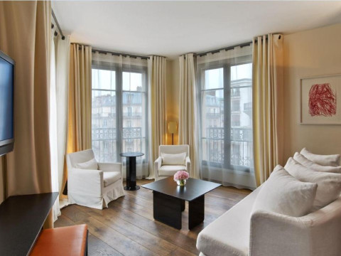 Le Metropolitan Paris Tour Eiffel, a Tribute Portfolio Hotel