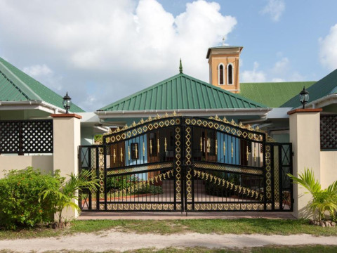 Le Relax Self Catering Apartments