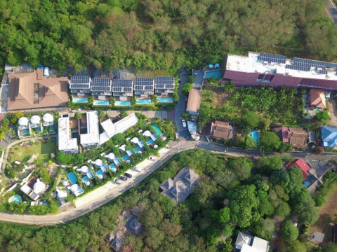 LE RESORT AND VILLAS