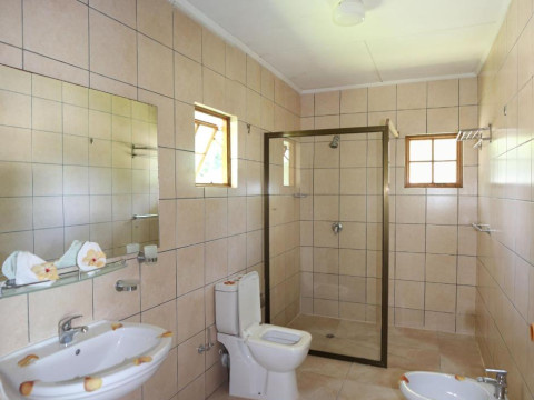 Le Surmer Self Catering Chalets Resort