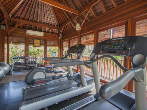 Legian Beach Hotel