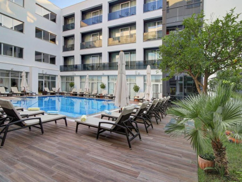 Lero Hotel