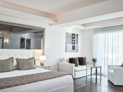 LESANTE HOTEL & SPA